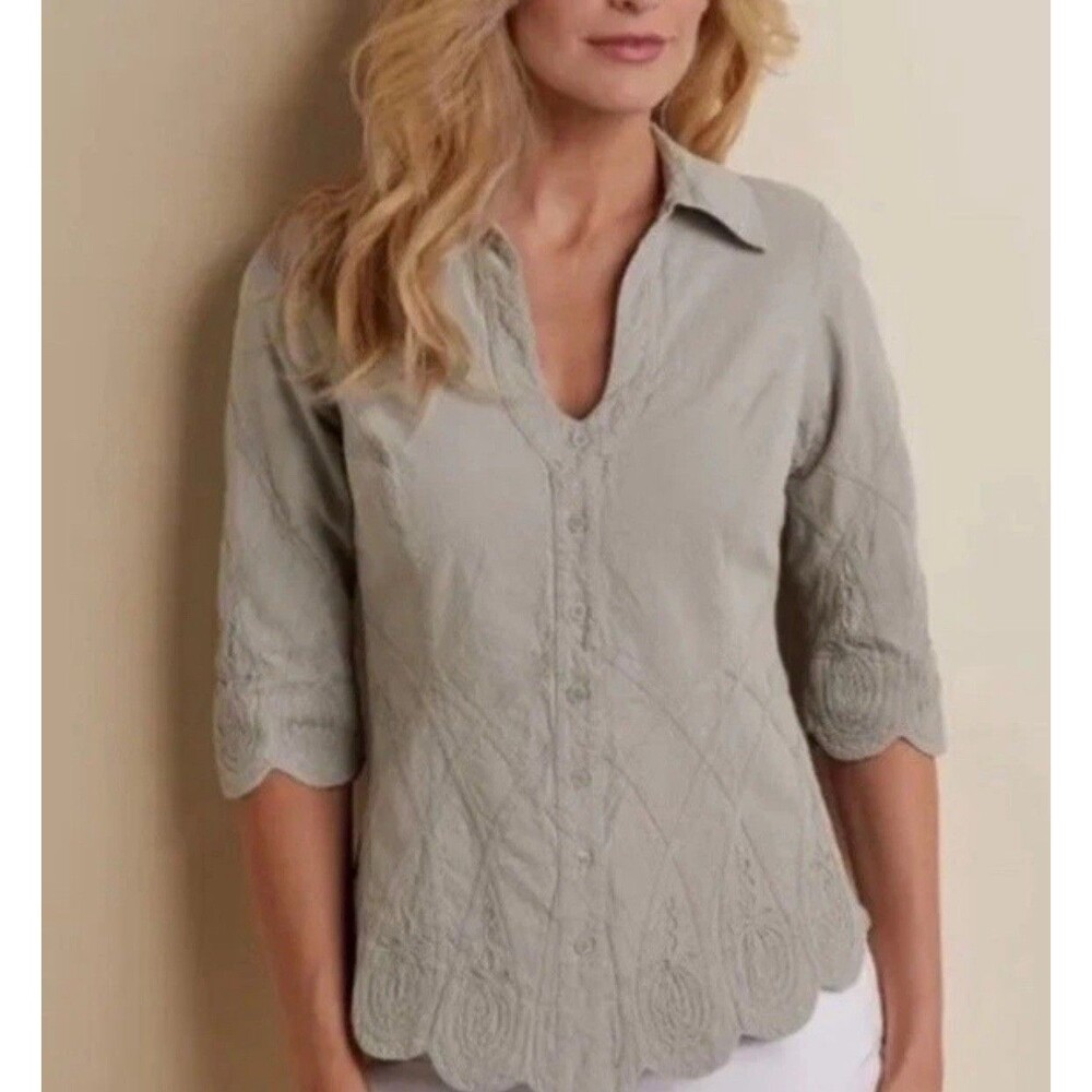 Soft Surroundings Embroidered 3/4 Sleeve Scallop Button Up Grey Blouse Size M